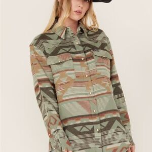 Wrangler Women's Retro Boyfriend Western Snap Shirt - Size S